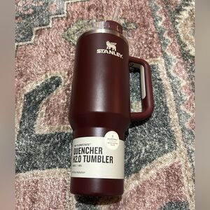 NWT 40 Oz Stanley Cup Limited Edi Heart & Hand Cabernet Red